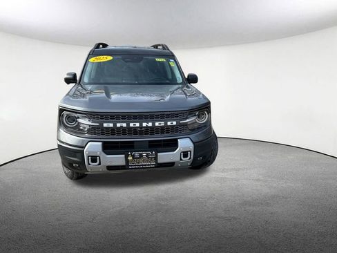Used 2025 Ford Bronco Sport Badlands AWD/4WD image 2