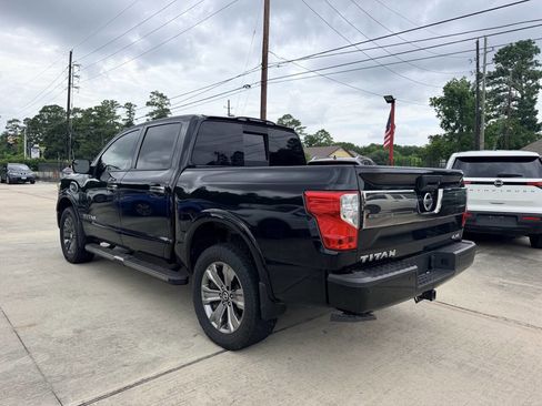 Used 2017 Nissan Titan Platinum Reserve AWD/4WD image 5