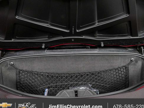 Used 2024 Chevrolet Corvette Z06 w/ Z07 Performance Package RWD image 27