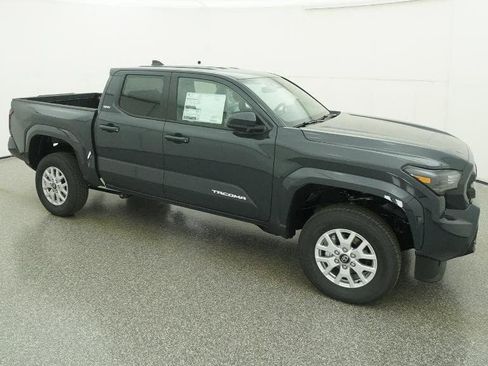 New 2026 Toyota Tacoma SR5 image 12