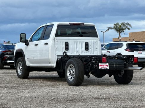 New 2026 GMC Sierra 3500 Pro w/ Convenience Package RWD image 6