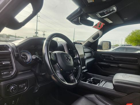 Used 2022 RAM 1500 Limited image 12