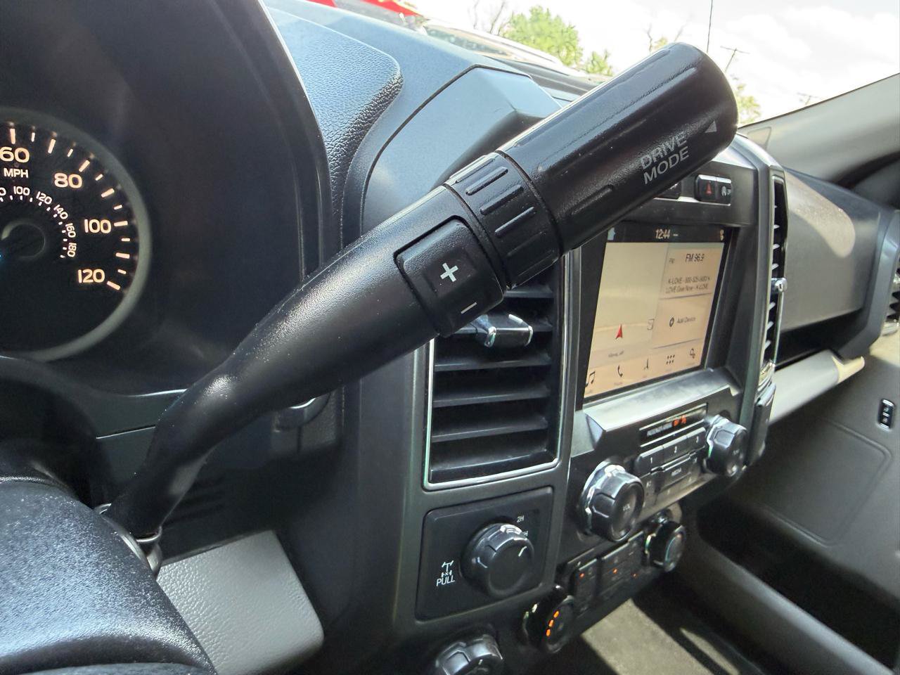 Used 2018 Ford F150 XLT w/ Equipment Group 302A Luxury AWD/4WD image 21
