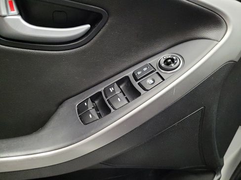 Used 2014 Hyundai Elantra GT w/ Option Group 03 FWD image 27