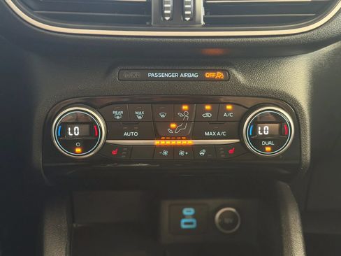 Used 2021 Ford Escape SE w/ Convenience Package AWD/4WD image 35