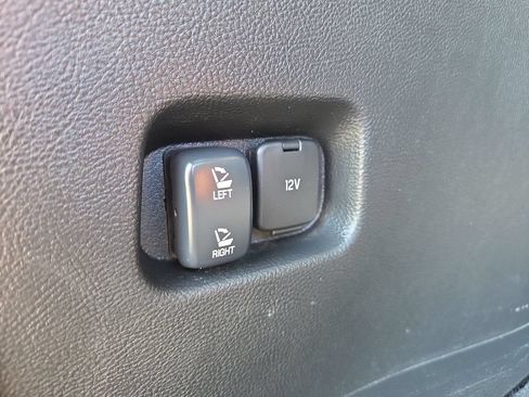 Used 2024 Ford Edge Titanium AWD/4WD image 31