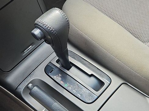 Used 2005 Toyota Camry SE FWD image 14