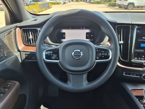 Certified 2023 Volvo XC60 B5 Ultimate AWD/4WD image 26