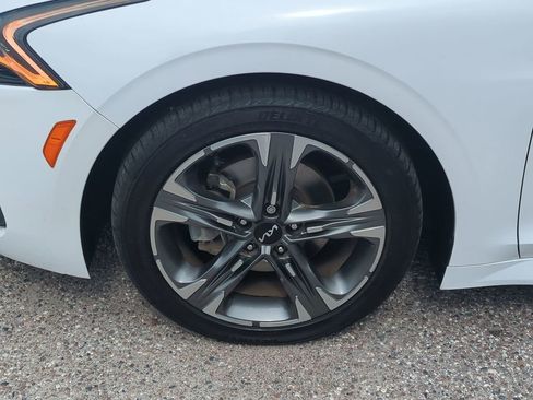 Used 2022 Kia K5 EX FWD image 11