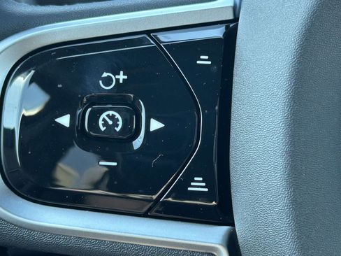 New 2026 Volvo XC90 B6 Plus w/ Protection Package Premier image 23