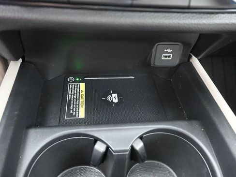 Used 2024 Honda HR-V EX-L image 28