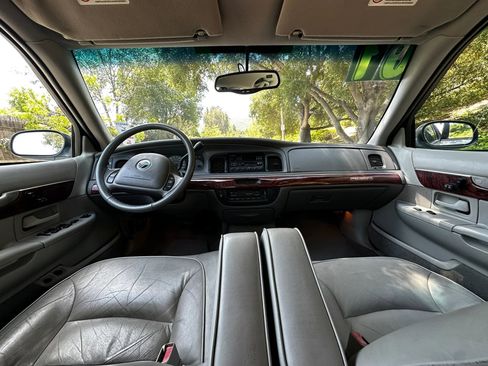 Used 2001 Mercury Grand Marquis LS RWD image 32