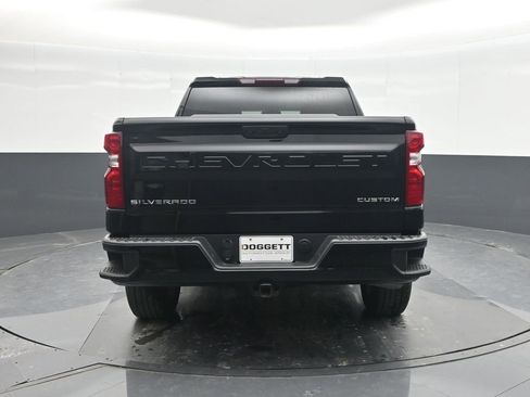 Used 2025 Chevrolet Silverado 1500 Custom image 17