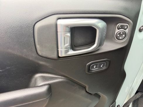 Used 2023 Jeep Wrangler Unlimited w/ Cold Weather Group AWD/4WD image 14
