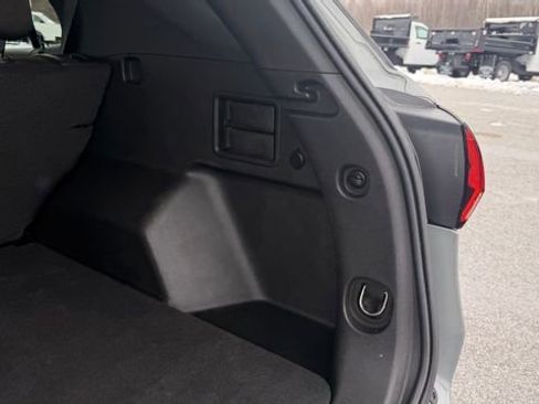 Used 2024 Chevrolet Equinox LT image 14