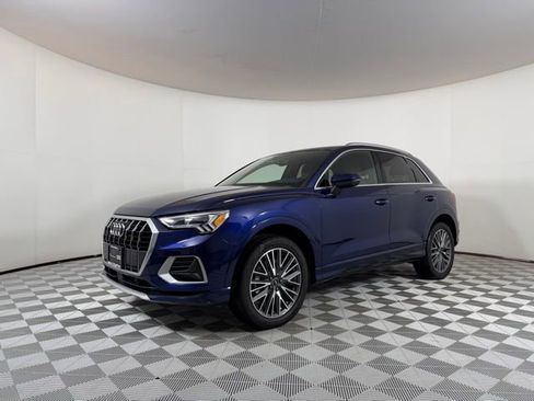 Used 2021 Audi Q3 2.0T Premium Plus w/ Premium Plus Package image 3
