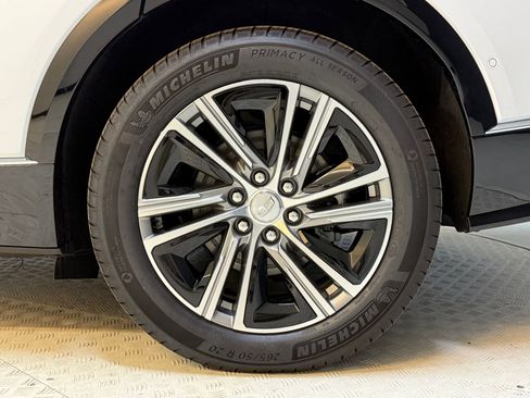 New 2026 Cadillac Lyriq Premium Luxury image 12