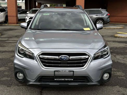 Used 2018 Subaru Outback 3.6R Limited AWD/4WD image 7