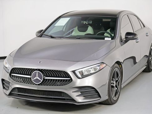 Used 2019 Mercedes-Benz A 220 w/ AMG Line image 46