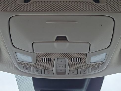 Used 2020 Ford Expedition XLT w/ Equipment Group 202A AWD/4WD image 37