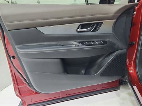 Certified 2025 Nissan Murano Platinum w/ Cargo Package image 25