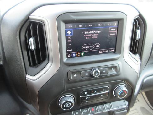 Certified 2024 Chevrolet Silverado 2500 Custom w/ Custom Convenience Package AWD/4WD image 29