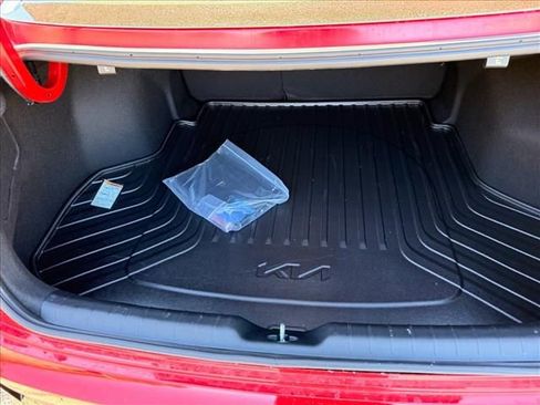 New 2025 Kia K4 GT-Line image 25