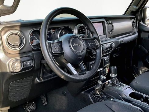 Used 2022 Jeep Gladiator Sport image 12