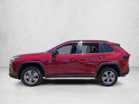 Used 2024 Toyota RAV4 LE AWD/4WD image 9