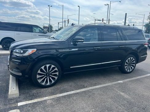 Used 2024 Lincoln Navigator L Reserve AWD/4WD image 1