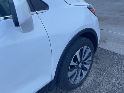 Used 2022 Buick Encore Preferred w/ Safety Package image 7