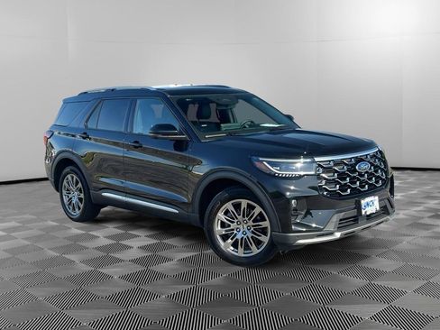 Used 2026 Ford Explorer Platinum AWD/4WD image 4