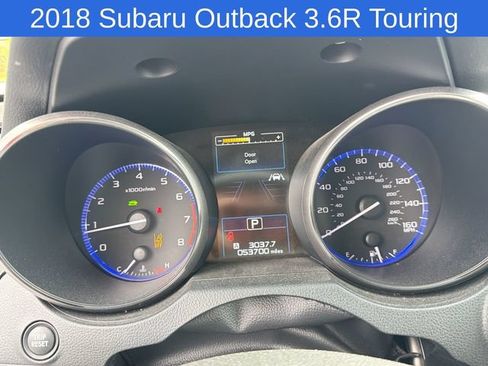 Used 2018 Subaru Outback 3.6R Touring AWD/4WD image 16