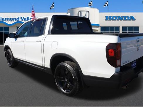 Certified 2023 Honda Ridgeline Black Edition image 4
