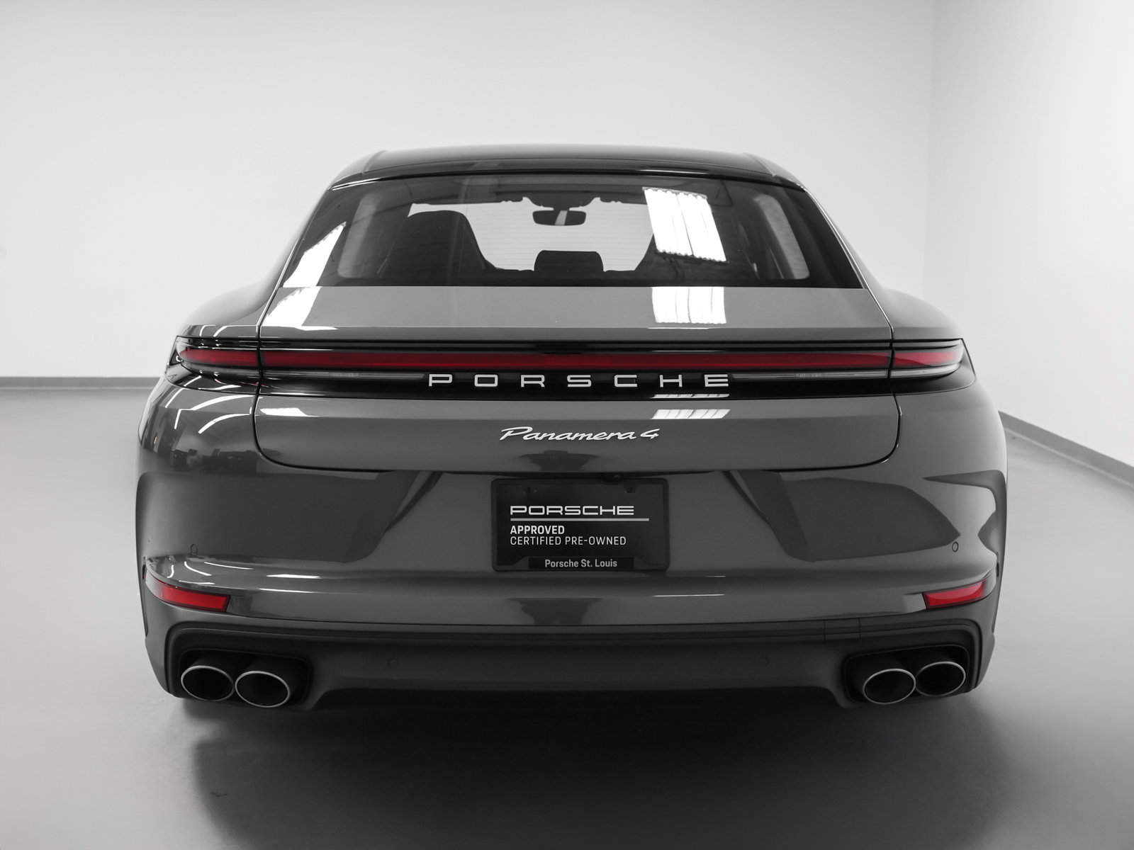 Certified 2025 Porsche Panamera 4 AWD/4WD image 9