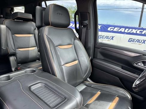 Used 2021 GMC Yukon AT4 w/ AT4 Premium Plus Package AWD/4WD image 30