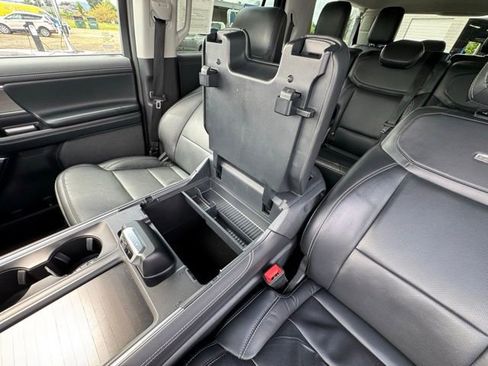 Certified 2025 Ford Expedition Max Platinum AWD/4WD image 58