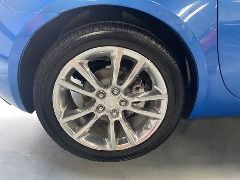Used 2009 Saturn Sky Hydro Blue RWD image 22