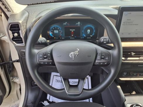 New 2024 Ford Bronco Sport Outer Banks w/ Tech Package image 17