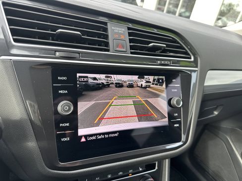 Used 2024 Volkswagen Tiguan S image 17