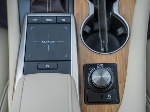 Used 2020 Lexus RX 350L FWD w/ Premium Package image 26