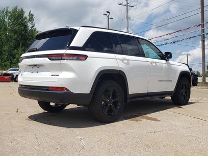 Used 2024 Jeep Grand Cherokee Limited w/ Luxury Tech Group II
