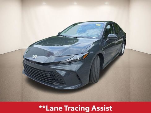 Used 2026 Toyota Camry LE FWD image 11