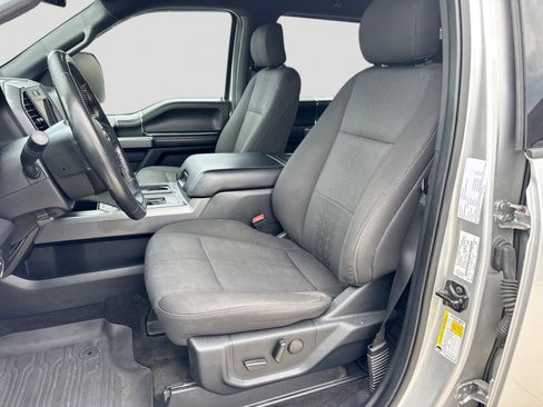Used 2019 Ford F150 XLT w/ Equipment Group 302A Luxury AWD/4WD image 19