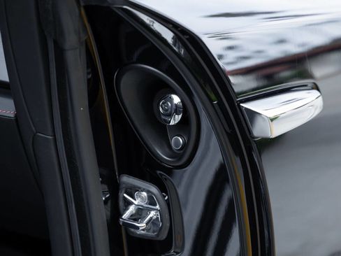 Used 2019 Rolls-Royce Dawn image 72