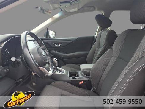 Used 2022 Subaru Outback Premium image 5