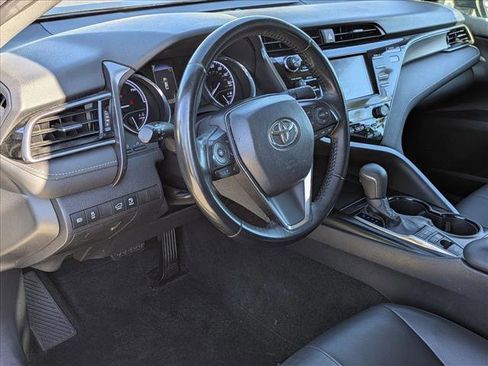 Used 2019 Toyota Camry SE image 10