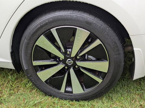 Used 2021 Nissan Altima 2.5 SL image 9