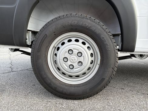 Used 2025 RAM ProMaster 2500 image 17