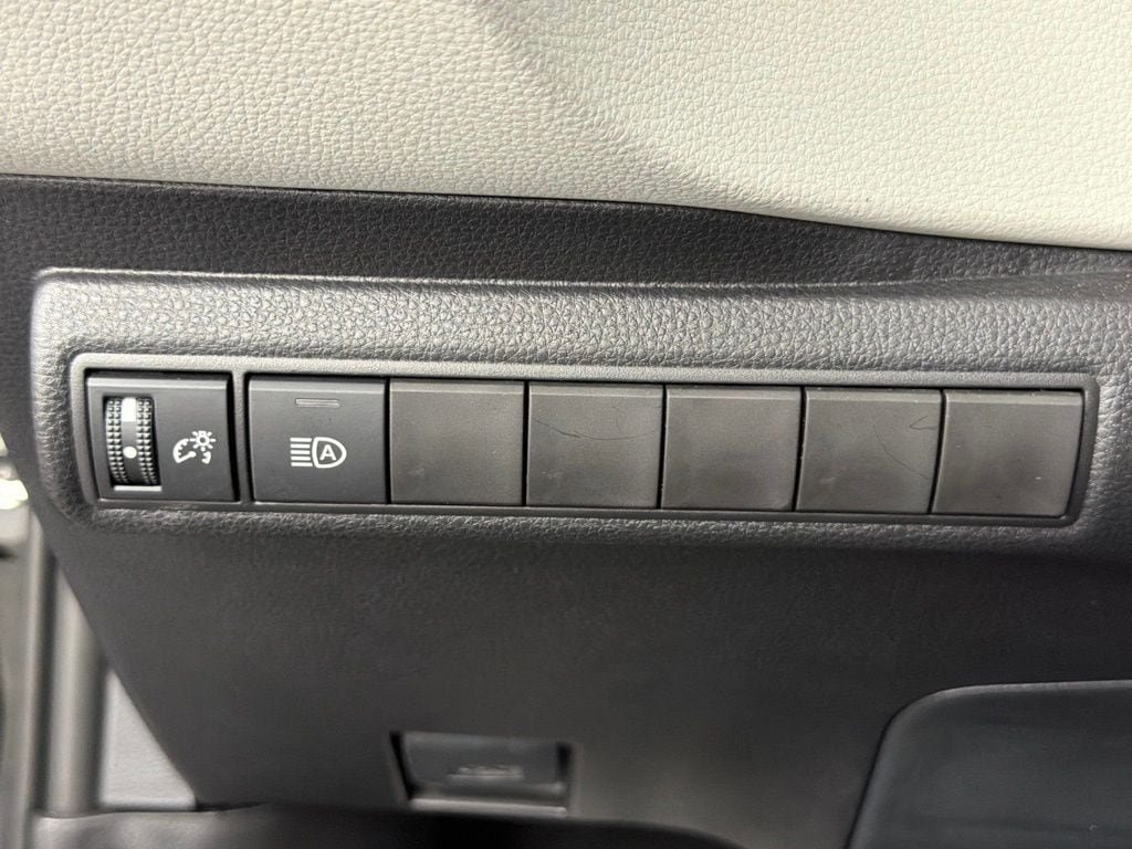 Certified 2026 Toyota Corolla LE FWD image 28